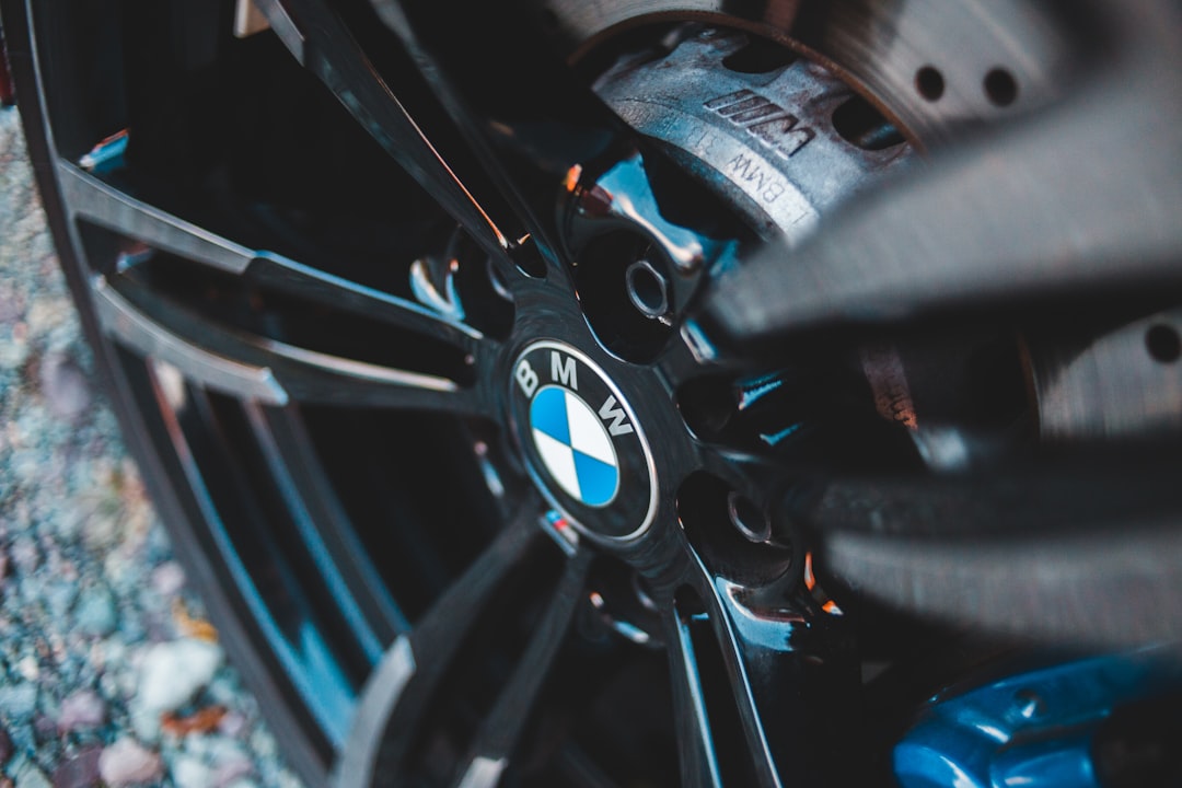 black and silver bmw car wheel