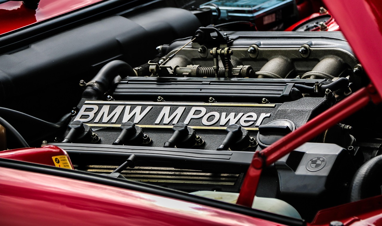 bmw m3 e30  engine  car  motor  vehicle  car engine  auto  transportation  automobile  power  speed  technology  mechanic  machine  metal  fuel  automotive  mechanical  car wallpapers  fast